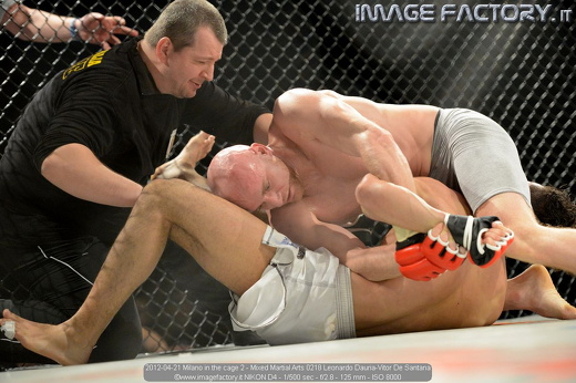2012-04-21 Milano in the cage 2 - Mixed Martial Arts 0218 Leonardo Dauria-Vitor De Santana